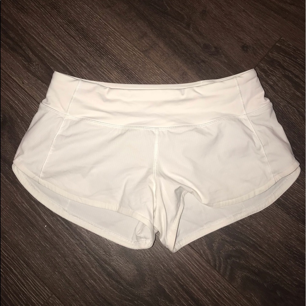 white lululemon speed up shorts 2.5 “
